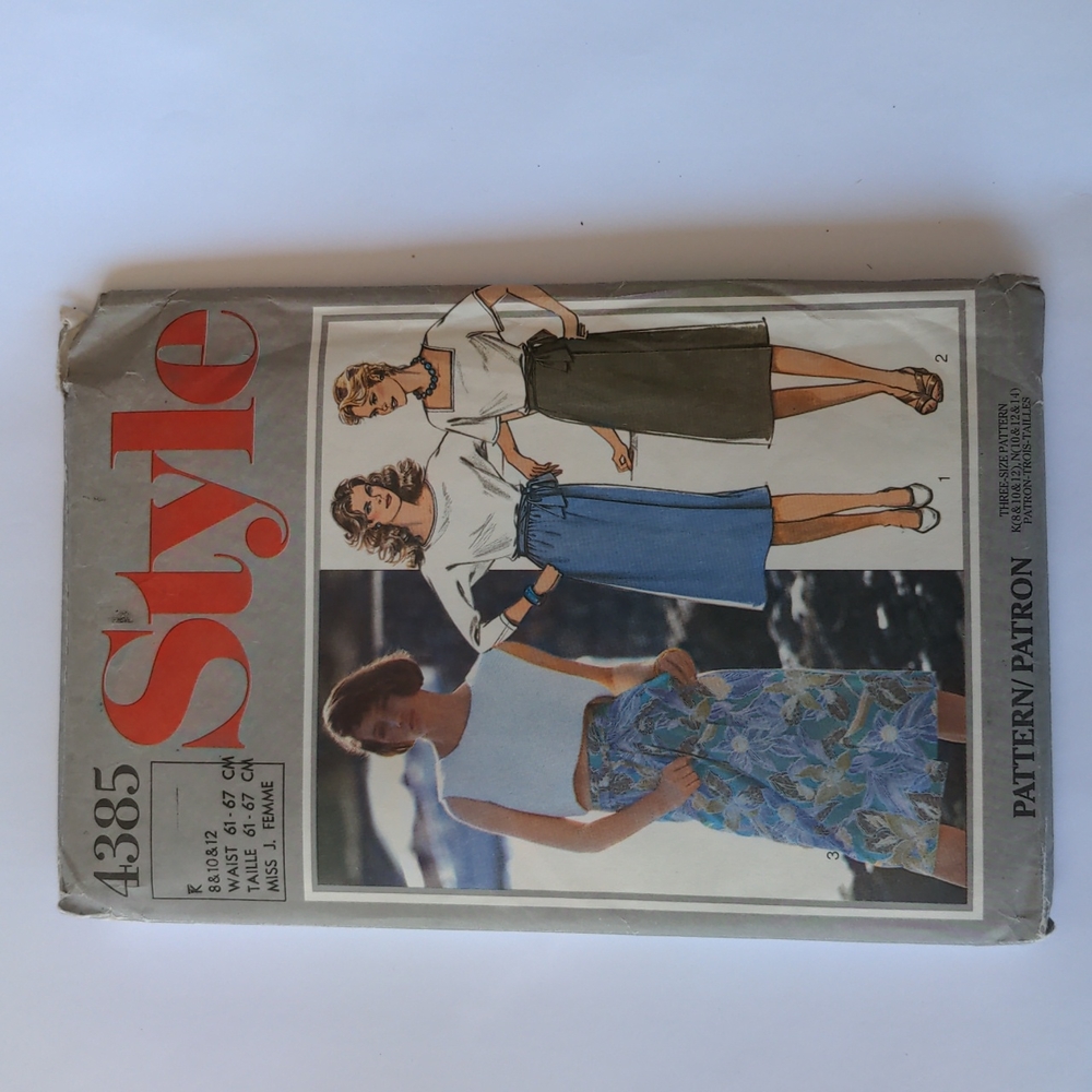 Style 4385 sewing pattern - Picture 4 of 4